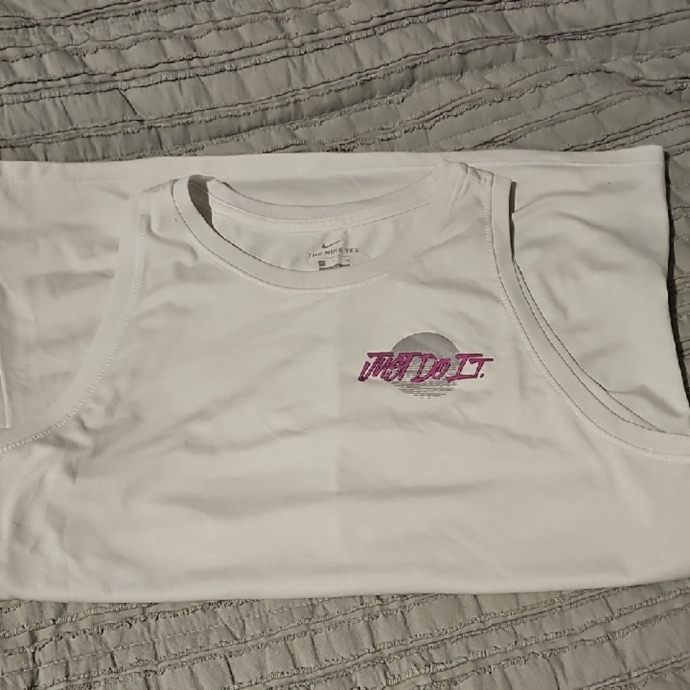 Nike Women's White Tank Top with Purple Graphic
